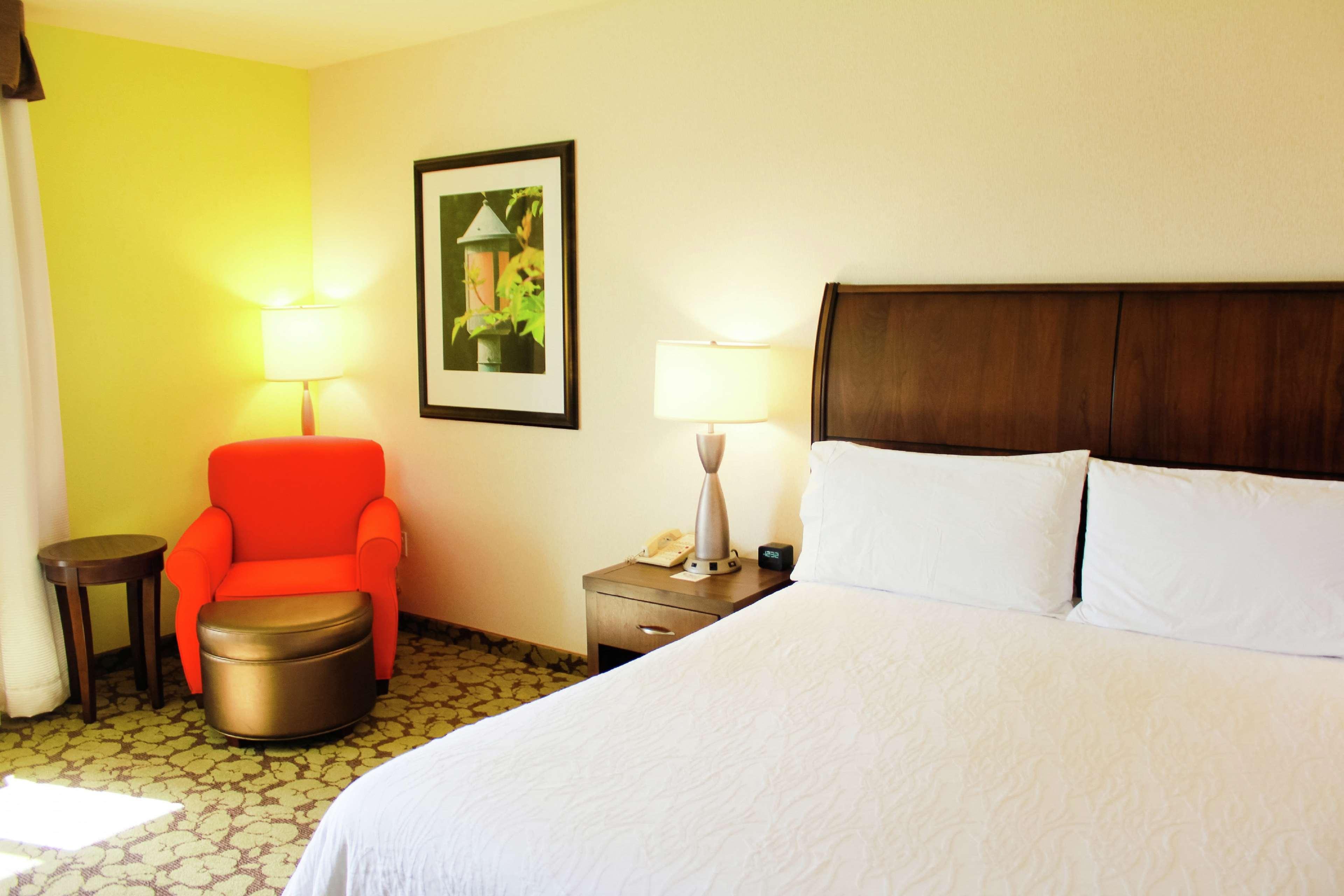 Hilton Garden Inn Redding Exteriér fotografie