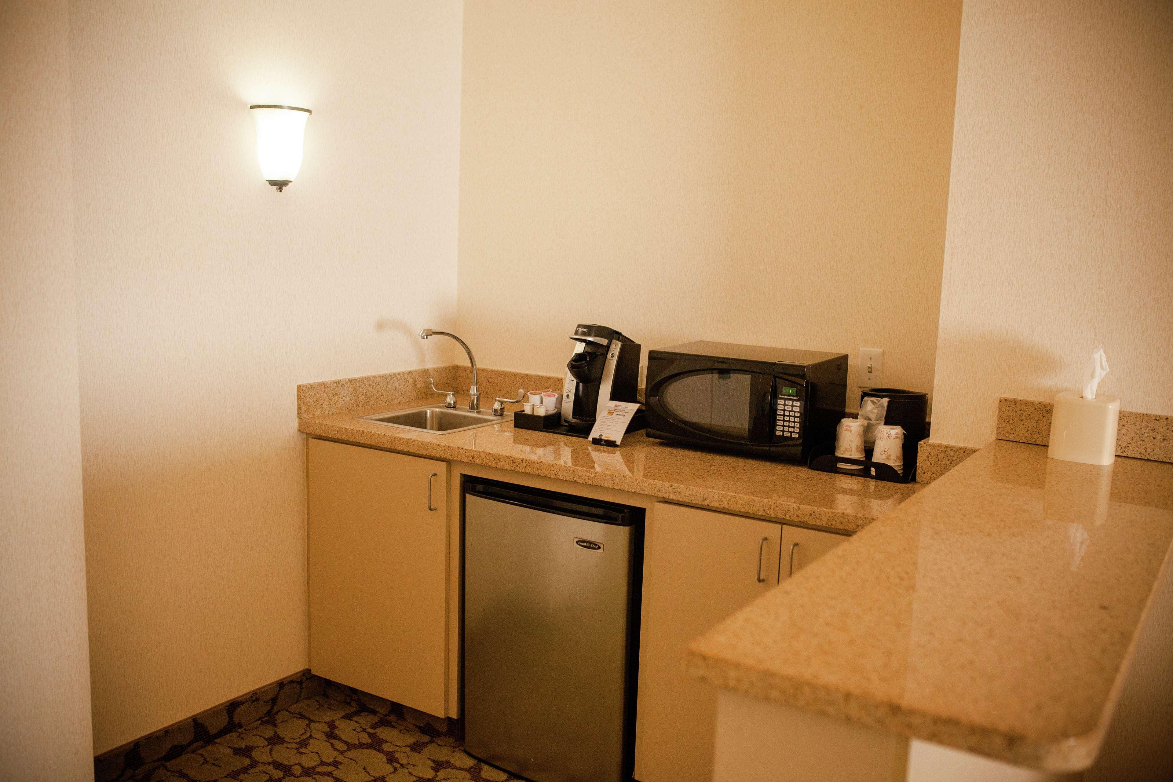 Hilton Garden Inn Redding Exteriér fotografie