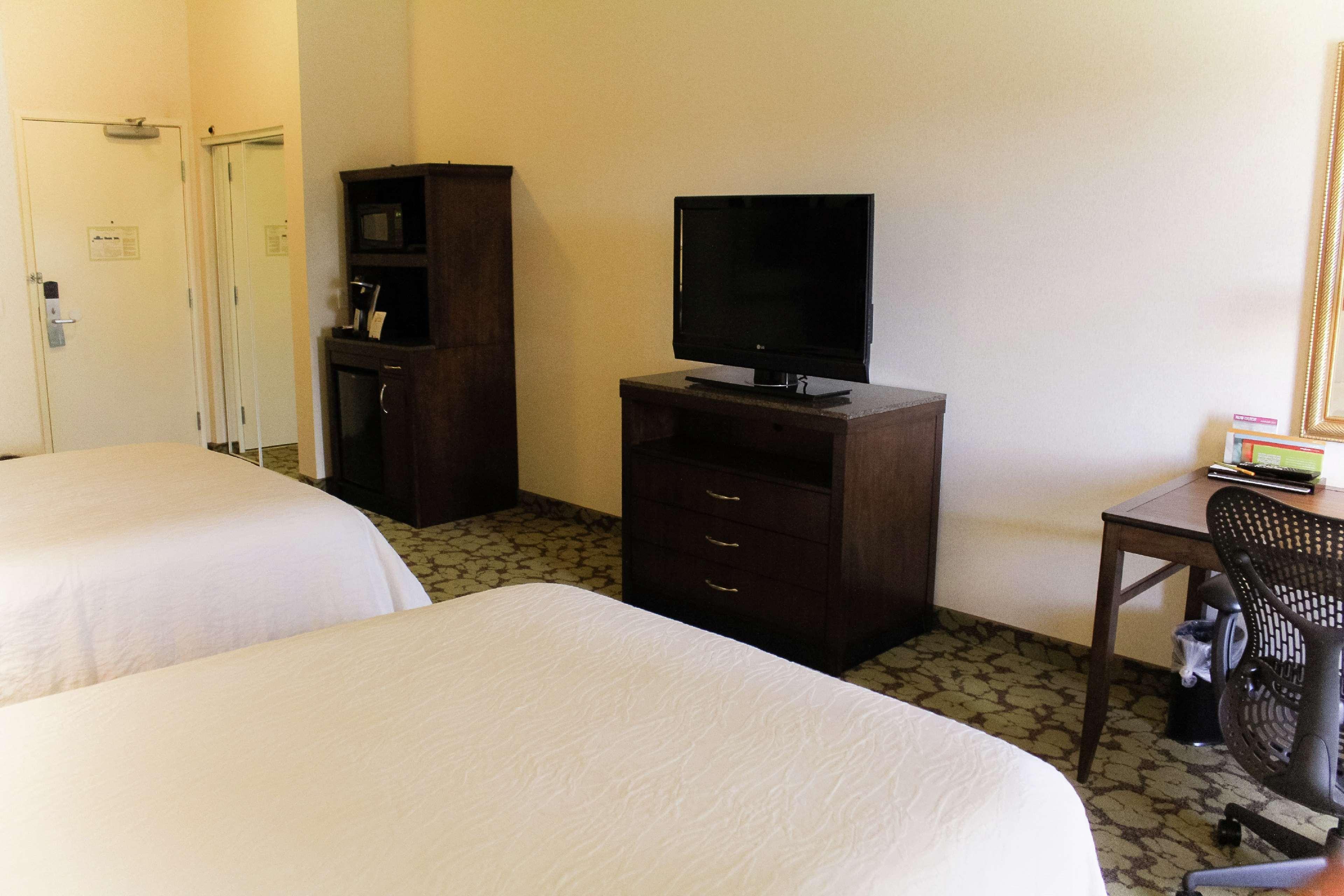 Hilton Garden Inn Redding Exteriér fotografie